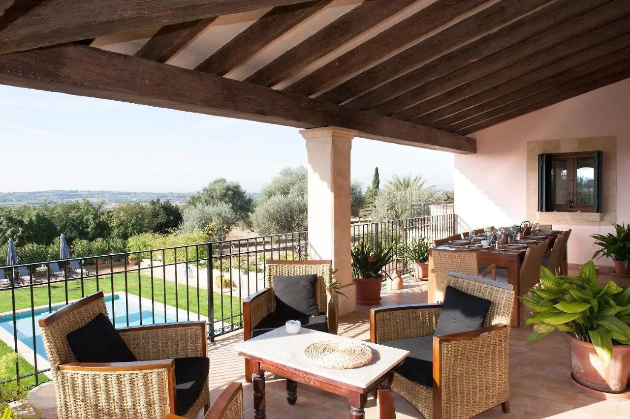 Luxurious 6-Bedroom Villa Just 10 Minutes From The Beach Manacor  0*, Manacor (Mallorca)