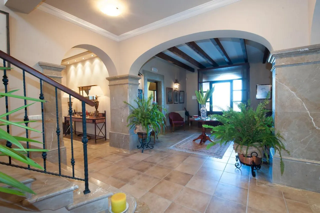 Luxurious 6-Bedroom Villa Just 10 Minutes From The Beach Manacor  0*, Manacor (Mallorca) Spain