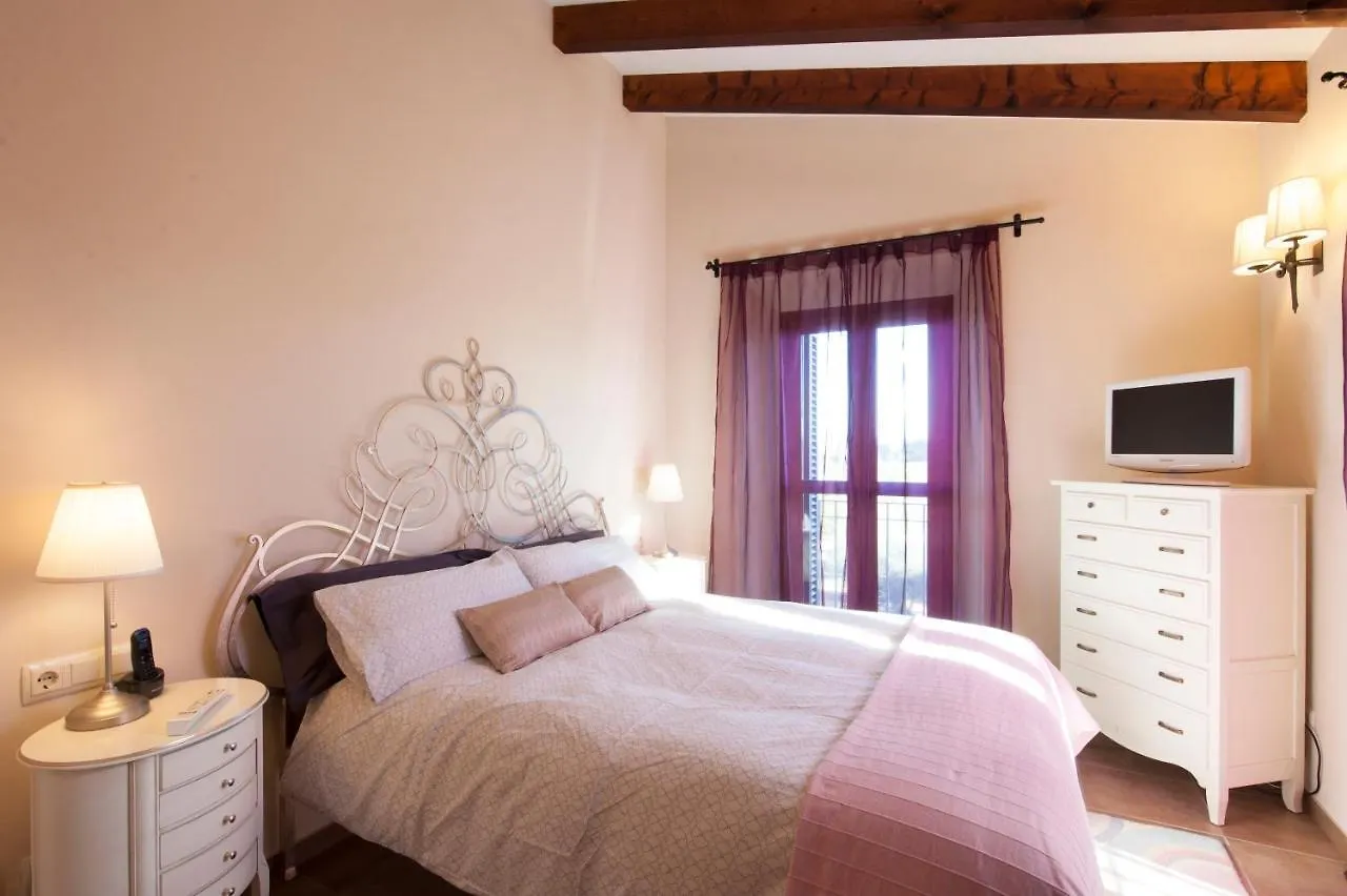 Luxurious 6-Bedroom Villa Just 10 Minutes From The Beach Manacor  Manacor (Mallorca)
